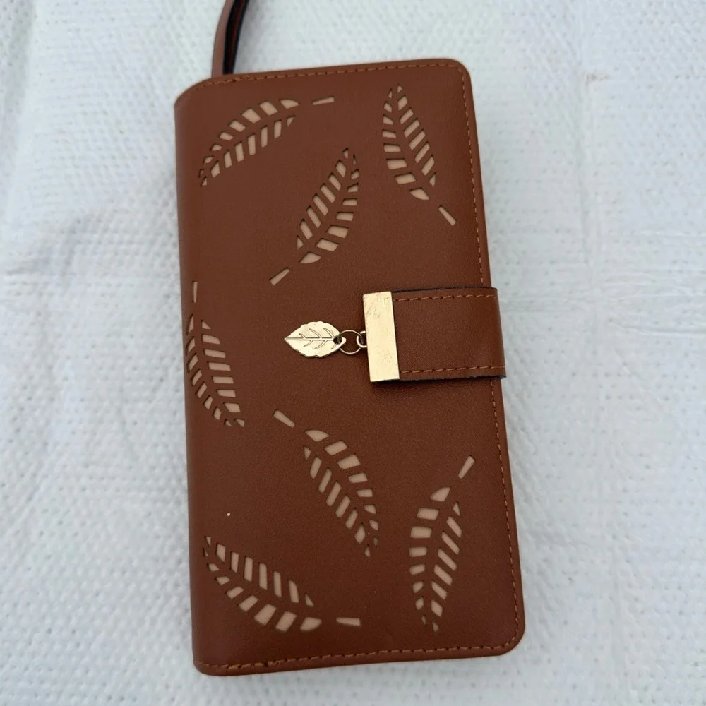 VAGABOND GOODS Vegan leather lightweight wallet. Cute cutouts. - Picture 1 of 4
